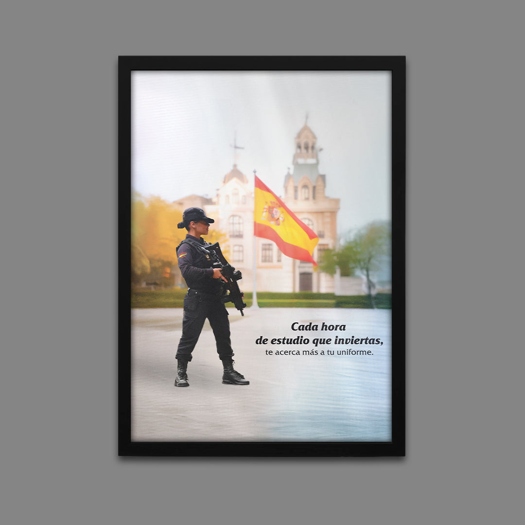 MOTIVACIÓN POLICÍA MUJER | PÓSTER